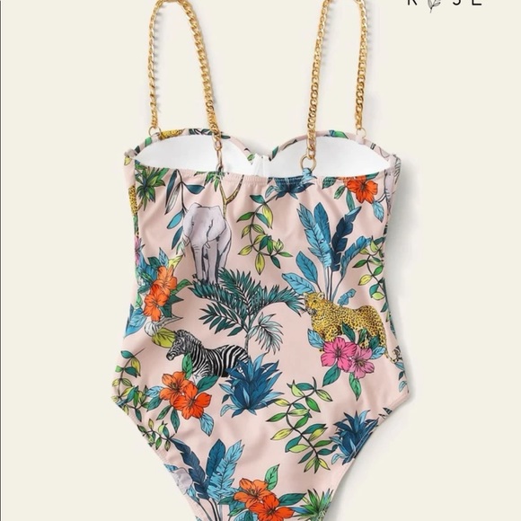 Super cute one piece! - Picture 2 of 3